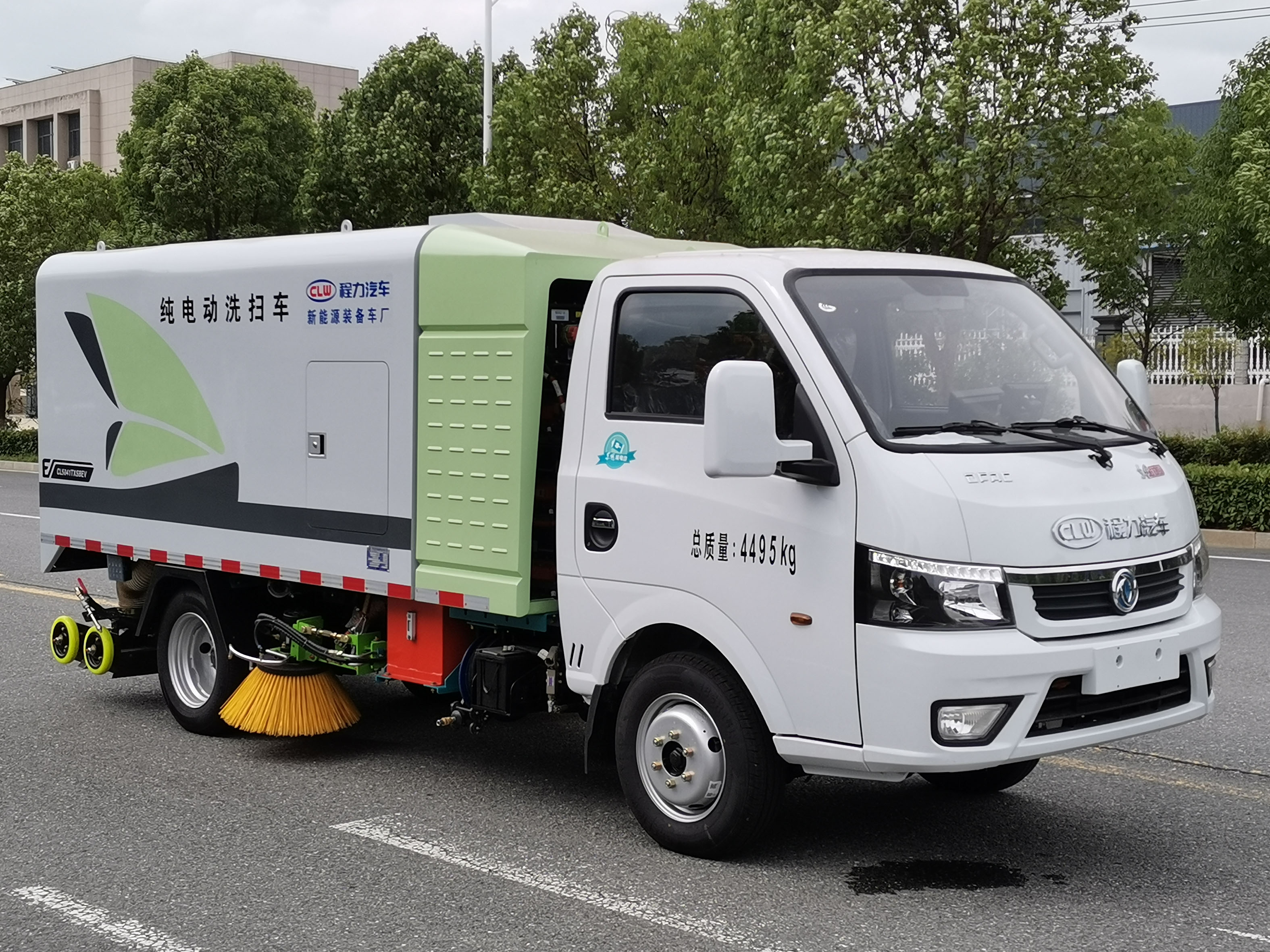 東風(fēng)途逸3.8方多功能洗掃車