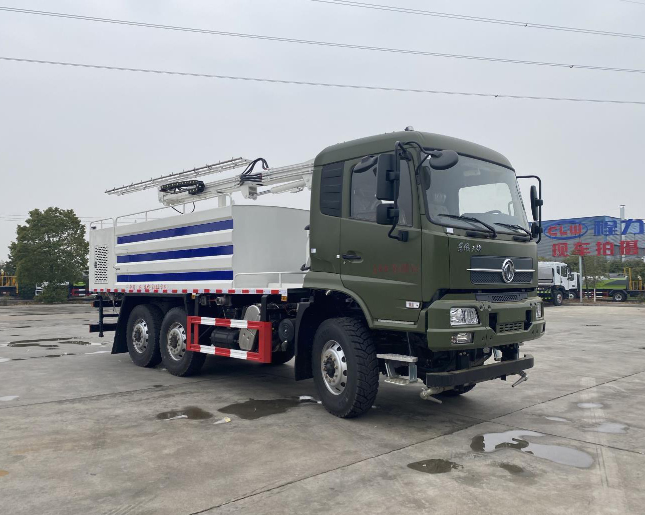 東風(fēng)天錦六驅(qū)6X6光伏板清洗車