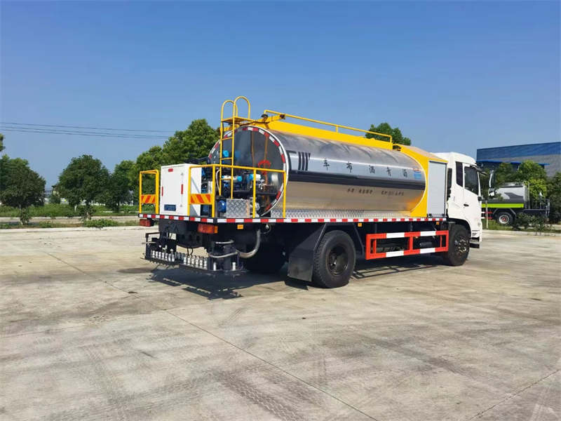 東風(fēng)天錦9.5方智能型瀝青灑布車(chē)圖片4