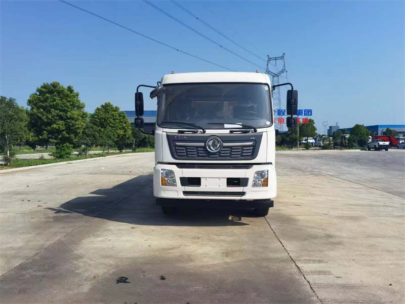 東風(fēng)天錦9.5方智能型瀝青灑布車(chē)圖片2