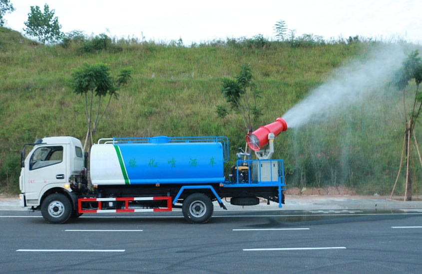 東風(fēng)20方綠化噴灑運(yùn)水車高炮功能演示